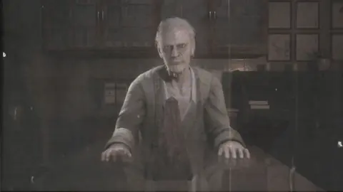 Remothered: Tormented Fathers screenshot