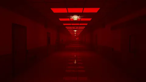 Escape the Backrooms screenshot