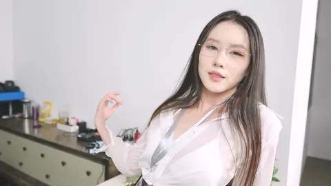 The Beauty and the CEO screenshot
